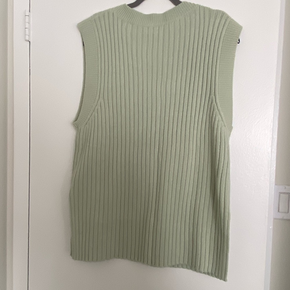 H&M Ribbed Sweater Vest - Picture 3 of 4